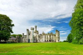 Lais Puzzle - Die Türme und Türmchen von Ducketts Grove, einer Hausruine aus dem 19. Jahrhundert und einem ehemaligen Anwesen in Irland - 2.000 Teile