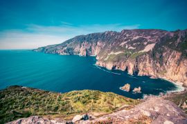 Lais Puzzle - Die Slieve League Cliffs (Sliabh Liag Cliffs) gehören zu den höchsten Meeresklippen Europas und liegen an der Südwestküste der Grafschaft Donegal, Irland. - 2.000 Teile