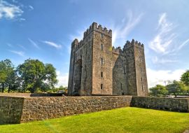 Lais Puzzle - Bunratty Castle - ein großes Turmhaus aus dem 15. Jahrhundert in der Grafschaft Clare, Irland - 1.000 Teile