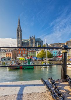 Lais Puzzle - Impression der St. Colman's Kathedrale in Cobh bei Cork, Irland - 1.000 Teile