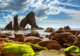 Lais Puzzle - Crohy Head Meeresbogen. Co. Donegal, Irland Dieser Meeresbogen ist als The Breeches bekannt und befindet sich bei Crohy Head an der Nordwestküste Irlands in der Grafschaft Donegal - 1.000 Teile