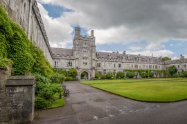 Lais Puzzle - Long Hall und Uhrenturm des University College Cork, Irland - 2.000 Teile