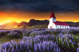 Lais Puzzle - Lutherische Kirche in Vik. Fantastischer Sonnenuntergang. Island - 2.000 Teile