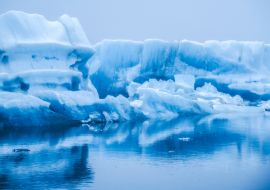 Lais Puzzle - Eisberge in der schönen Gletscherlagune Jokulsarlon in Island. Jokulsarlon ist ein berühmtes Reiseziel im Vatnajokull-Nationalpark im Südosten Islands - 1.000 Teile