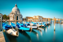 Lais Puzzle - Blick auf das Stadtbild von Venedig mit der Basilika Santa Maria della Salute und Gondeln auf dem Canal Grande in Venedig - 2.000 Teile