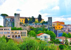 Lais Puzzle - charakteristisches historisches Zentrum in Eboli, Italien - 1.000 Teile