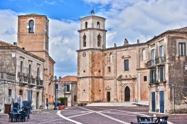 Lais Puzzle - Architektur von Santa Severina in der Provinz Croton - 2.000 Teile