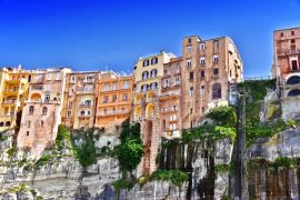 Lais Puzzle - Die Stadt Tropea, Kalabrien, Italien - 2.000 Teile