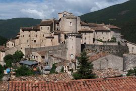 Lais Puzzle - Vallo di Nera über dem Neratal, Umbrien - 2.000 Teile