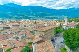 Lais Puzzle - Die Stadt Rovereto im Trentino, Italien - 2.000 Teile
