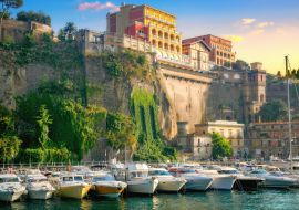 Lais Puzzle - Hafen Marina Grande in Sorrento Stadt. Amalfiküste, Kampanien - 1.000 Teile