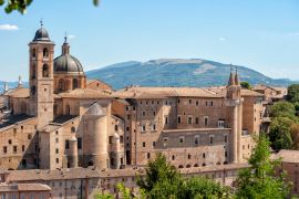 Lais Puzzle - Urbino, Stadt und Weltkulturerbe in der Region Marken, Palazzo Ducale, Italien - 2.000 Teile