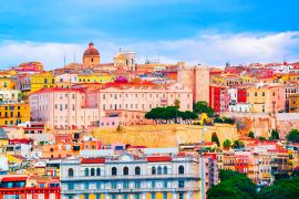 Lais Puzzle - Stadtbild der alten sardischen Stadt Cagliari im Süden der Insel Sardinien - 2.000 Teile