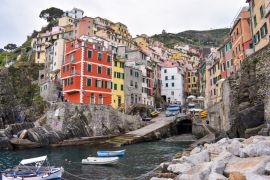 Lais Puzzle - Riomaggiore Dorf in Cinque Terre Italien - 2.000 Teile