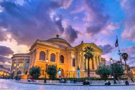 Lais Puzzle - Das Teatro Massimo Vittorio Emanuele, das größte Opernhaus in Italien. Palermo, Sizilien - 2.000 Teile