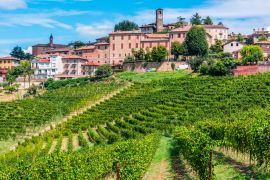 Lais Puzzle - Blick auf Neive in der Provinz Cuneo, Piemont - 2.000 Teile