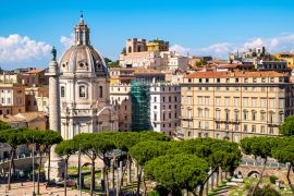 Lais Puzzle - Heiligster Name Mariens an der Kirche des Trajansforums mit der Trajanssäule am Foro Traiano und der Piazza Venezia im historischen Zentrum von Rom - 2.000 Teile