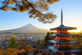 Lais Puzzle - Blick auf die rote Pagode Chureito und den Berg Fuji bei Sonnenuntergang - 2.000 Teile