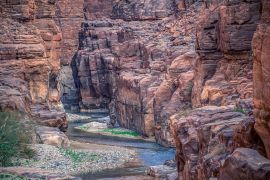 Lais Puzzle - unglaublich beeindruckender und schöner Canyon mit felsigen Klippen im Nationalpark von Jordanien Wadi Mujib - 2.000 Teile