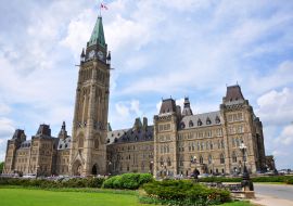 Lais Puzzle - Friedensturm (offiziell: Turm des Sieges und des Friedens) des Parlamentsgebäudes, Ottawa, Ontario, Kanada - 1.000 Teile