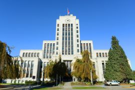 Lais Puzzle - Das Rathaus von Vancouver ist ein Gebäude im Art-déco-Stil in der Innenstadt von Vancouver, British Columbia, Kanada - 2.000 Teile