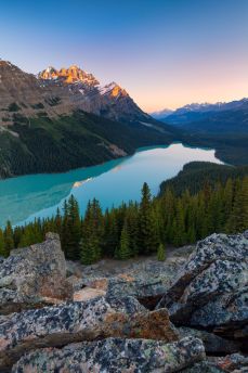Lais Puzzle - Peyto Lake im Banff National Park, Alberta, Kanada bei Sonnenaufgang - 2.000 Teile