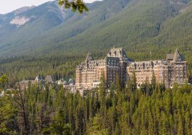 Lais Puzzle - Fairmont Banff Springs Hotel in den kanadischen Rocky Mountains - 1.000 Teile