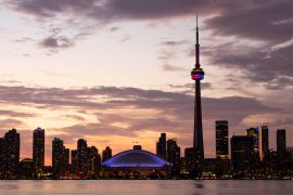 Lais Puzzle - Skyline von Toronto bei Sonnenuntergang - 2.000 Teile