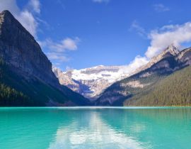 Lais Puzzle - schöner sonniger Tag am Lake Louise, gletschergespeistes hellblaues und türkisfarbenes Wasser, Berggipfel, Gletscher und keine Menschen. Ikonische Landschaft der kanadischen Rockies. Wildnis, Banff National Park - 40, 100, 200, 500, 1.000...