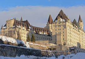 Lais Puzzle - Das Schloss Fairmont Château Laurier an einem Wintertag mit Schnee in Ottawa, der Hauptstadt Kanadas - 1.000 Teile