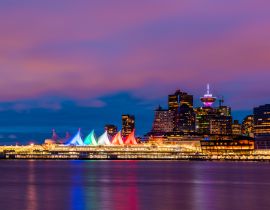 Lais Puzzle - Downtown Vancouver in der rosa Farbe des Abends - 40, 100, 200, 500, 1.000 & 2.000 Teile