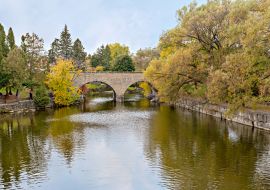 Lais Puzzle - Der Lake Victoria und der Arboretum Park, Stratford, Ontario, Kanada - 1.000 Teile