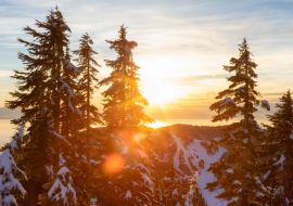 Lais Puzzle - Blick auf den Sonnenuntergang vom Gipfel des Hollyburn Mountain in der Wintersaison. West Vancouver, British Columbia, Kanada - 1.000 Teile