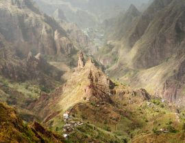 Lais Puzzle - Santo Antao, Kap Verde. Berggipfel im trockenen Xo-Xo-Tal - 40, 100, 200, 500, 1.000 & 2.000 Teile