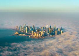 Lais Puzzle - Luftaufnahme von Doha durch den Morgennebel - Katar, Persischer Golf - 1.000 Teile