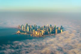 Lais Puzzle - Luftaufnahme von Doha durch den Morgennebel - Katar, Persischer Golf - 2.000 Teile