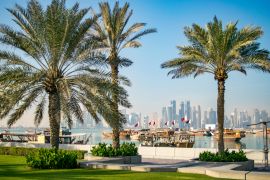 Lais Puzzle - Corniche, Hafen von Doha und Skyline des Finanzviertels von Doha - Katar - 2.000 Teile