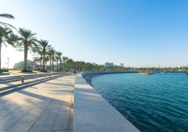 Lais Puzzle - Blick auf den schönen MIA Park mit blauem Himmel in Doha, Katar - 1.000 Teile