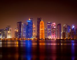 Lais Puzzle - Beleuchtete Skyline von Doha bei Nacht, Katar, Naher Osten - 40, 100, 200, 500, 1.000 & 2.000 Teile