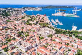 Lais Puzzle - Arena, antikes römisches Amphitheater, Altstadt von Pula, Region Istrien, Kroatien - 2.000 Teile