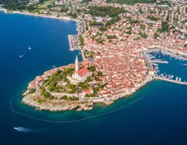 Lais Puzzle - Schöne Luftaufnahme der Stadt Rovinj von der Adria aus. Die Altstadt von Rovinj, Istrien, Kroatien - 40, 100, 200, 500, 1.000 & 2.000 Teile