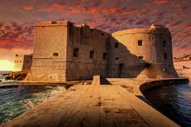 Lais Puzzle - Blick auf das Fort St. John. Dubrovnik. Kroatien - 2.000 Teile