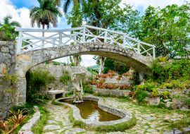 Lais Puzzle - Der botanische Garten der Soroa-Orchideen in Kuba - 1.000 Teile