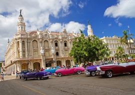 Lais Puzzle - Klassische amerikanische Autos in den Straßen von Havanna, Kuba - 1.000 Teile