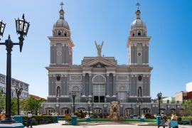 Lais Puzzle - Kathedrale in Santiago de Cuba - 2.000 Teile