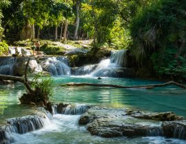 Lais Puzzle - Türkisfarbenes Wasser des Kuang Si-Wasserfalls, Luang Prabang, Laos. Tropischer Regenwald - 40, 100, 200, 500, 1.000 & 2.000 Teile