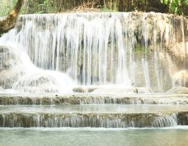 Lais Puzzle - Kuang Si Wasserfall und Teiche im tropischen Regenwald in Laos - 40, 100, 200, 500, 1.000 & 2.000 Teile