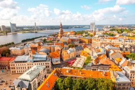 Lais Puzzle - Panoramablick aus der Luft auf die Altstadt von Riga, Lettland - 2.000 Teile