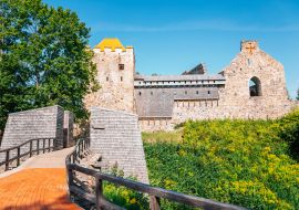 Lais Puzzle - Burg des Livländischen Ordens, Ruinen in Sigulda, Lettland - 1.000 Teile