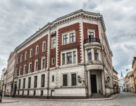 Lais Puzzle - Blick auf leere Domplatz Straße, wegen Covid-19 Quarantäne in Riga - 40, 100, 200, 500, 1.000 & 2.000 Teile